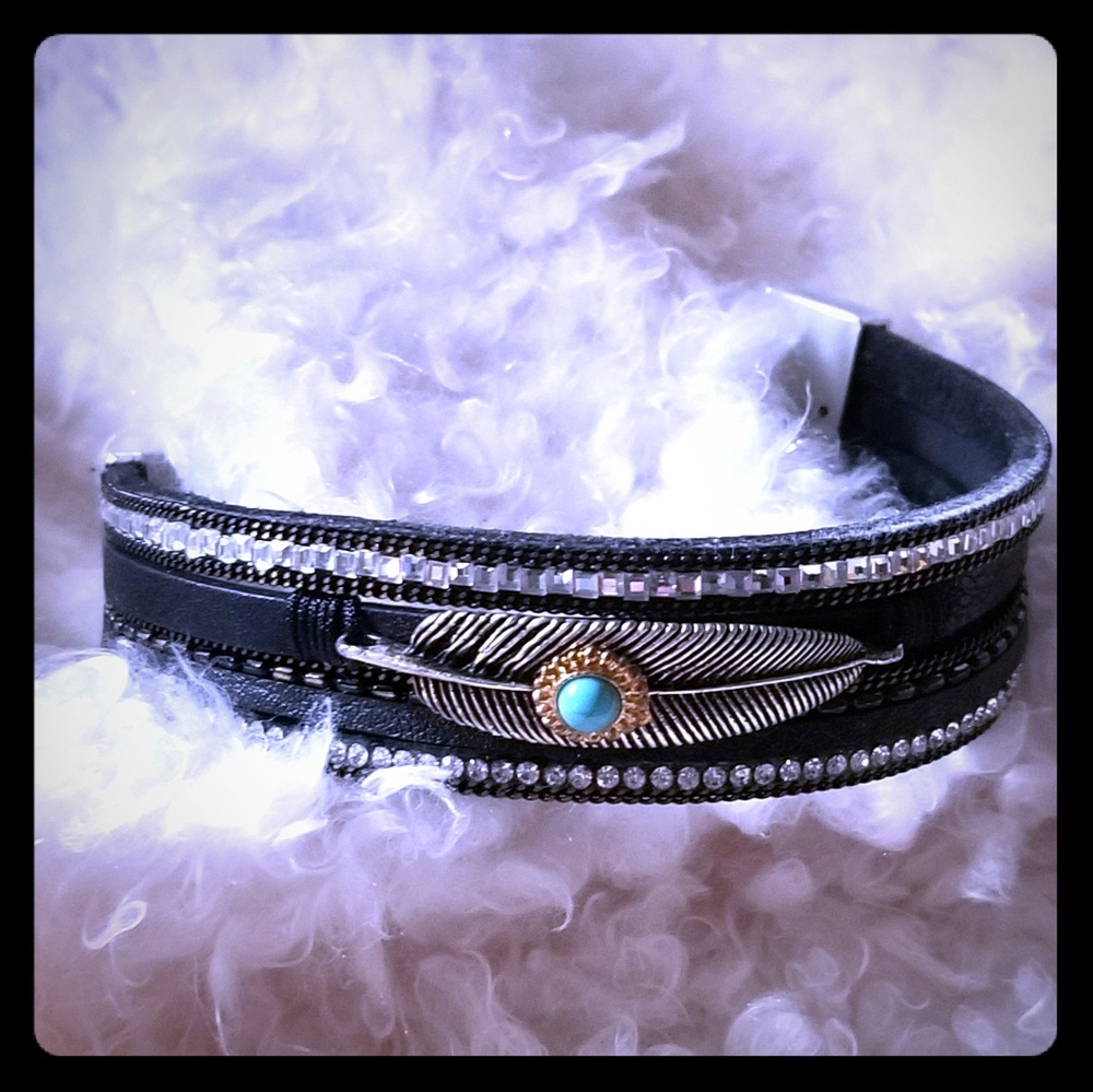 🌷 7" Magnetic Snap Closure Bracelet